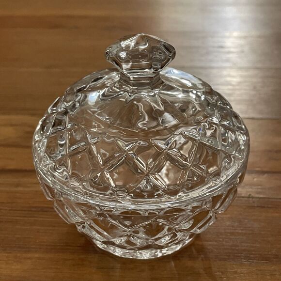 Vintage Diamond Cut Glass Covered Candy Trinket Dish - Picture 3 of 11